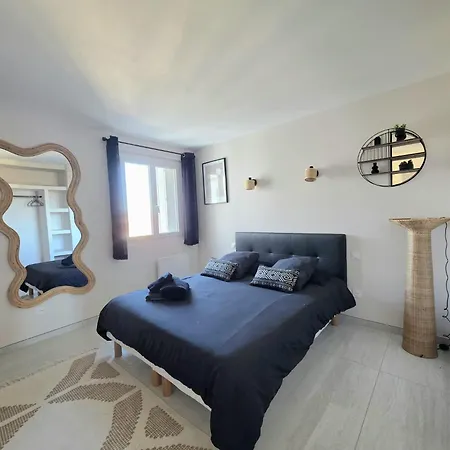 Apartament Moderne, Centre