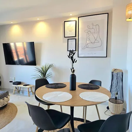 Lägenhet Moderne, Centre *